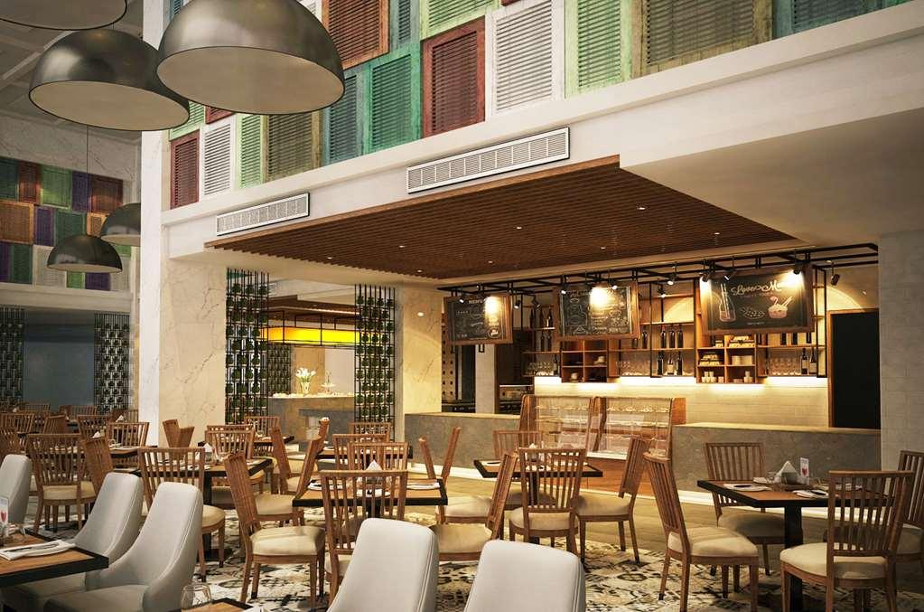 Melia Bandung Dago Hotel Restaurant photo